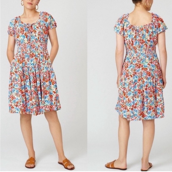 J Crew Smocked Waist Dress with Farmers Market Print Floral Ladybug Sz 0 - Picture 1 of 15